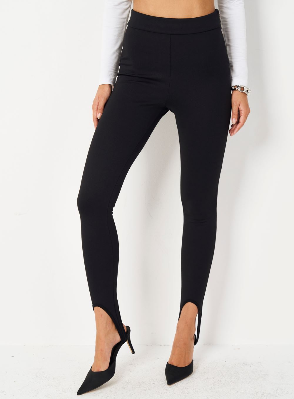Stirrup Twill Skinny Trouser in Black